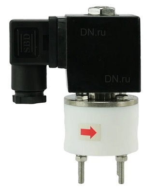 Клапан электромагнитный соленоидный двухходовой DN.ru-DHF11-32 (НЗ), Ду32 (1 1/4 дюйм) Ру1 корпус - PTFE с антикоррозийным покрытием, уплотнение - PTFE, резьба G, с катушкой 24В